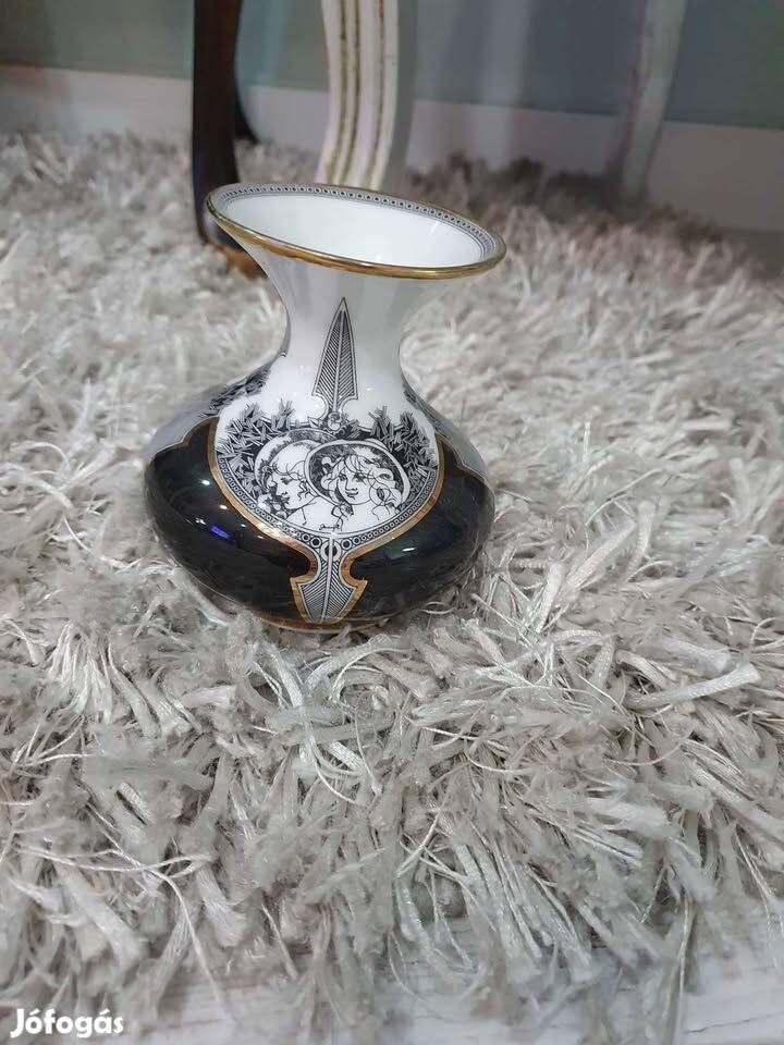 Hollóházi Jurcsák László Szász Endre tanítványa porcelán