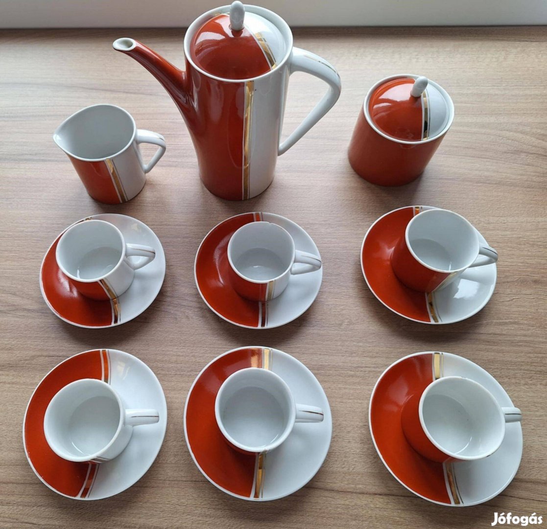 Hollóházi, piros színű mokkás kávés készlet