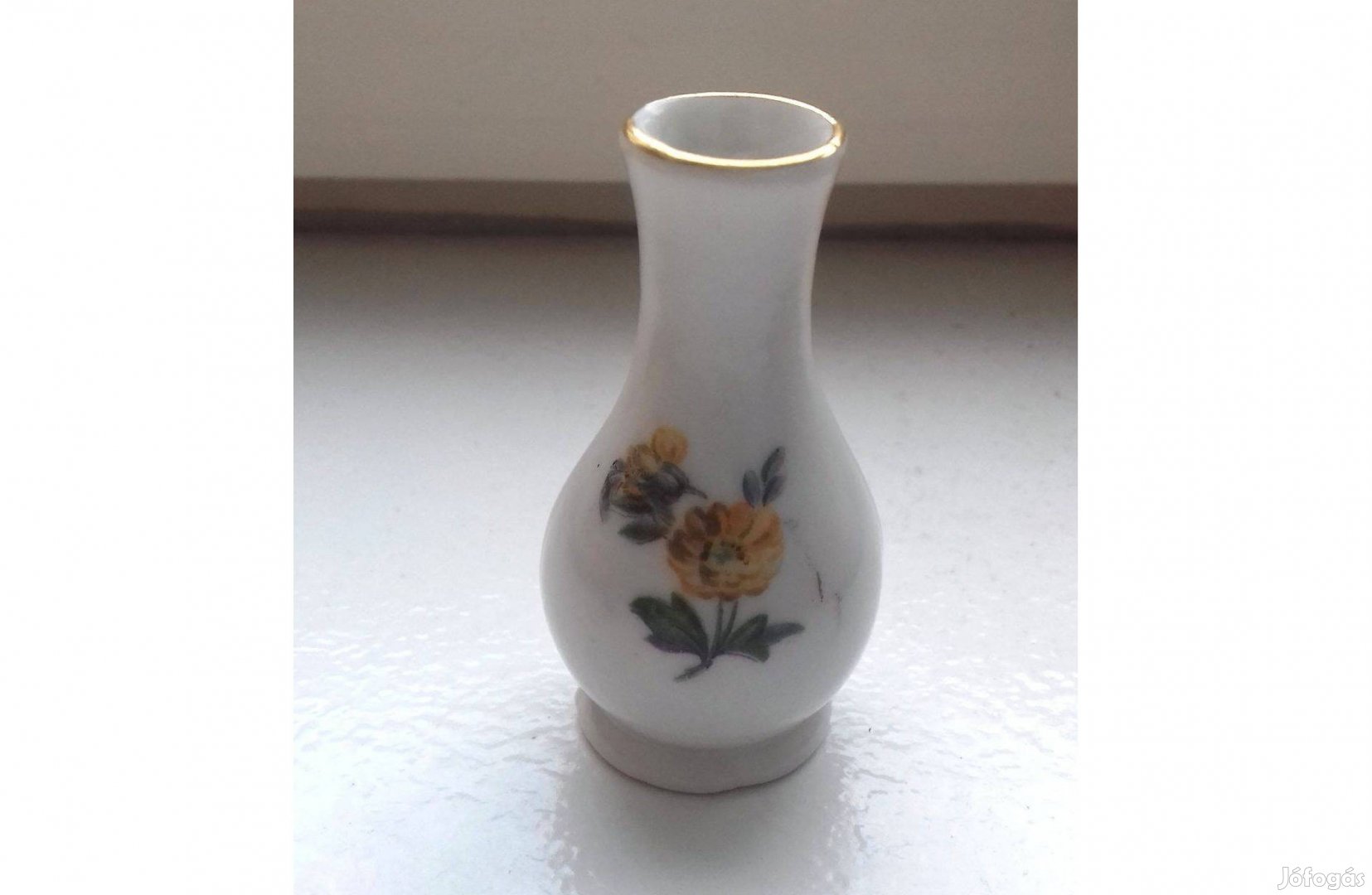 Hollóházi mini porcelán váza