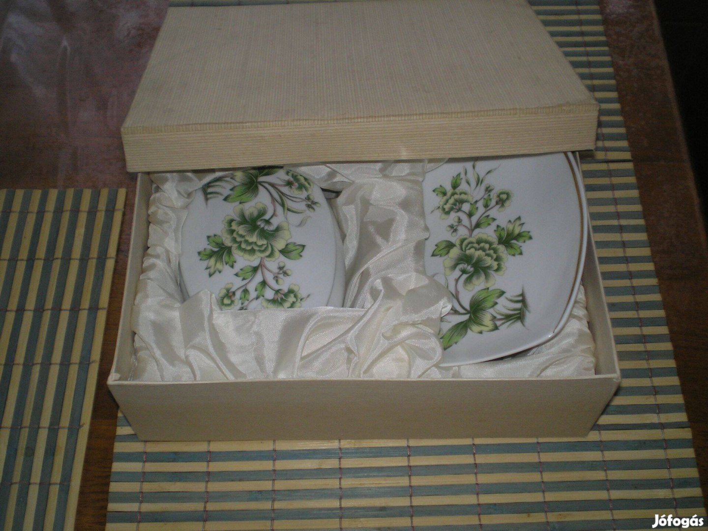 Hollóházi porcelán 2 darabos szett doboz és tál dobozában ár/szett