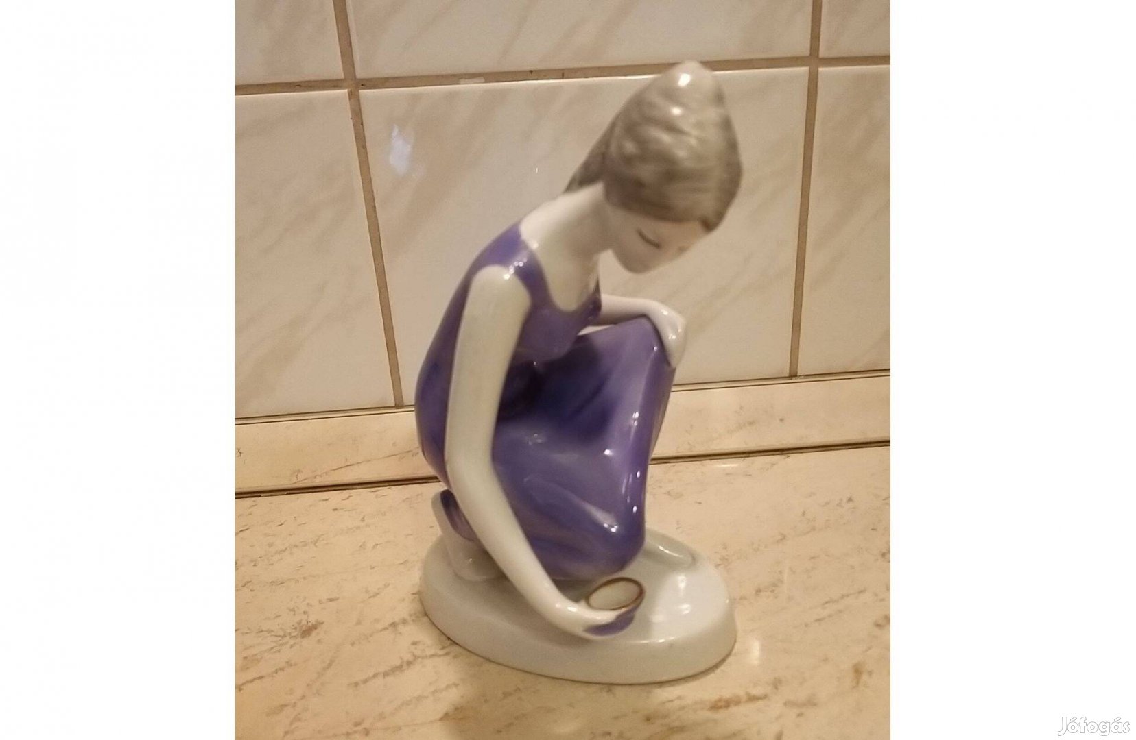 Hollóházi porcelán Német juhászkutya,Hollóházi vízmerítő lány