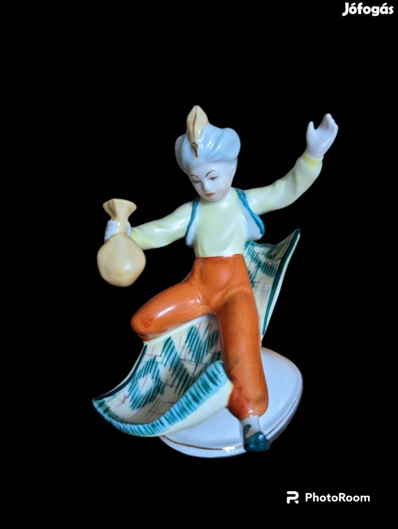 Hollóházi porcelán, Aladdin szobor 