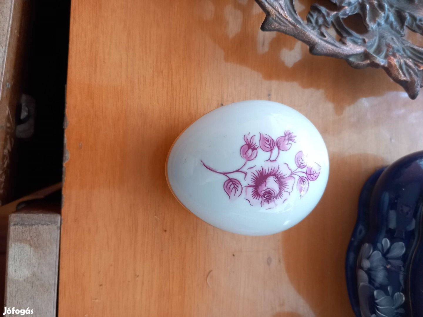 Hollóházi porcelán bonbonier 