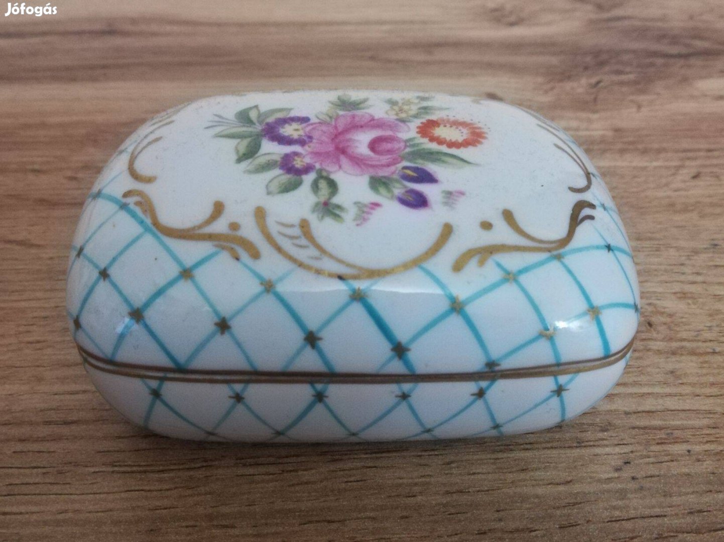 Hollóházi porcelán bonbonier ékszertartó