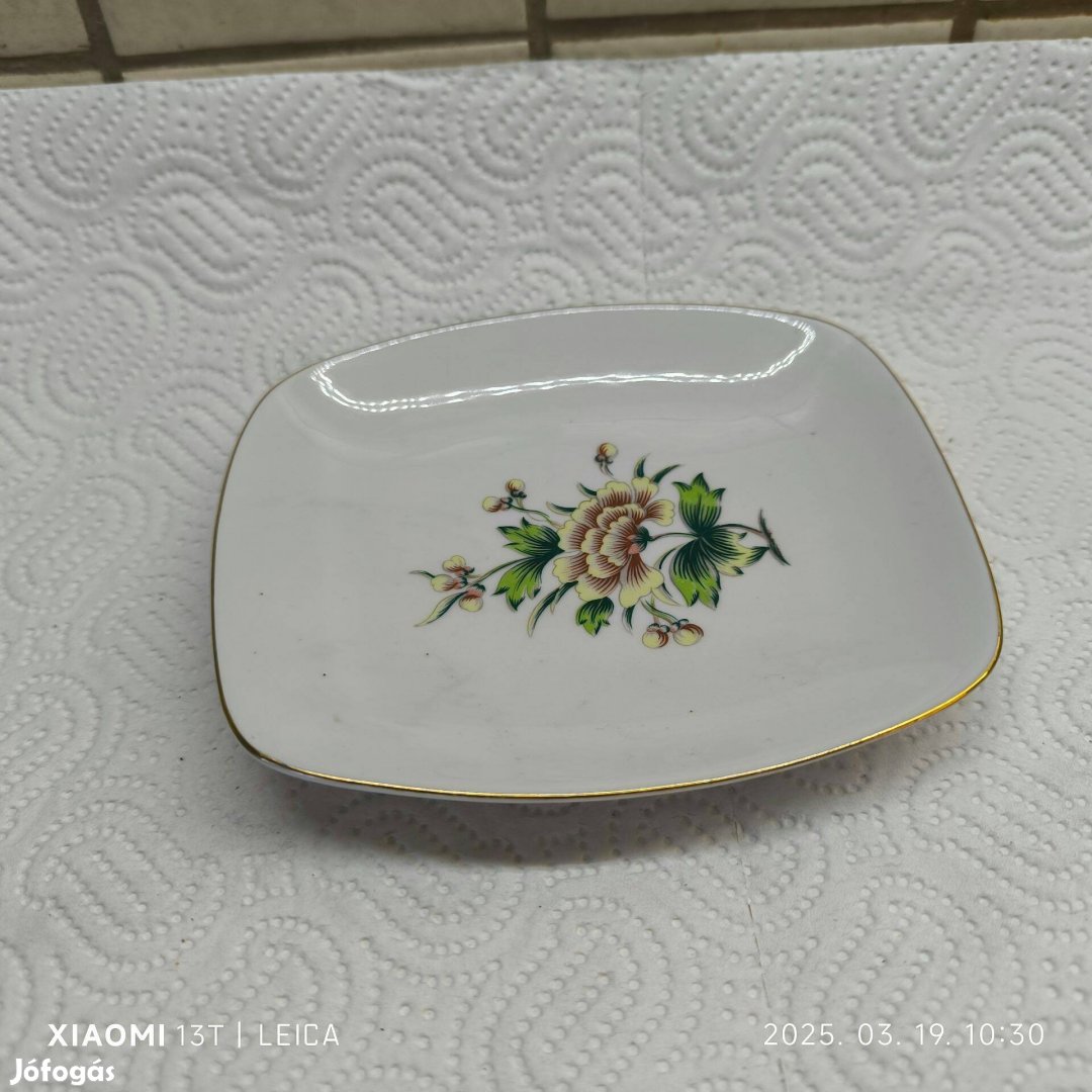 Hollóházi porcelán búzavirágos kínáló eladó!