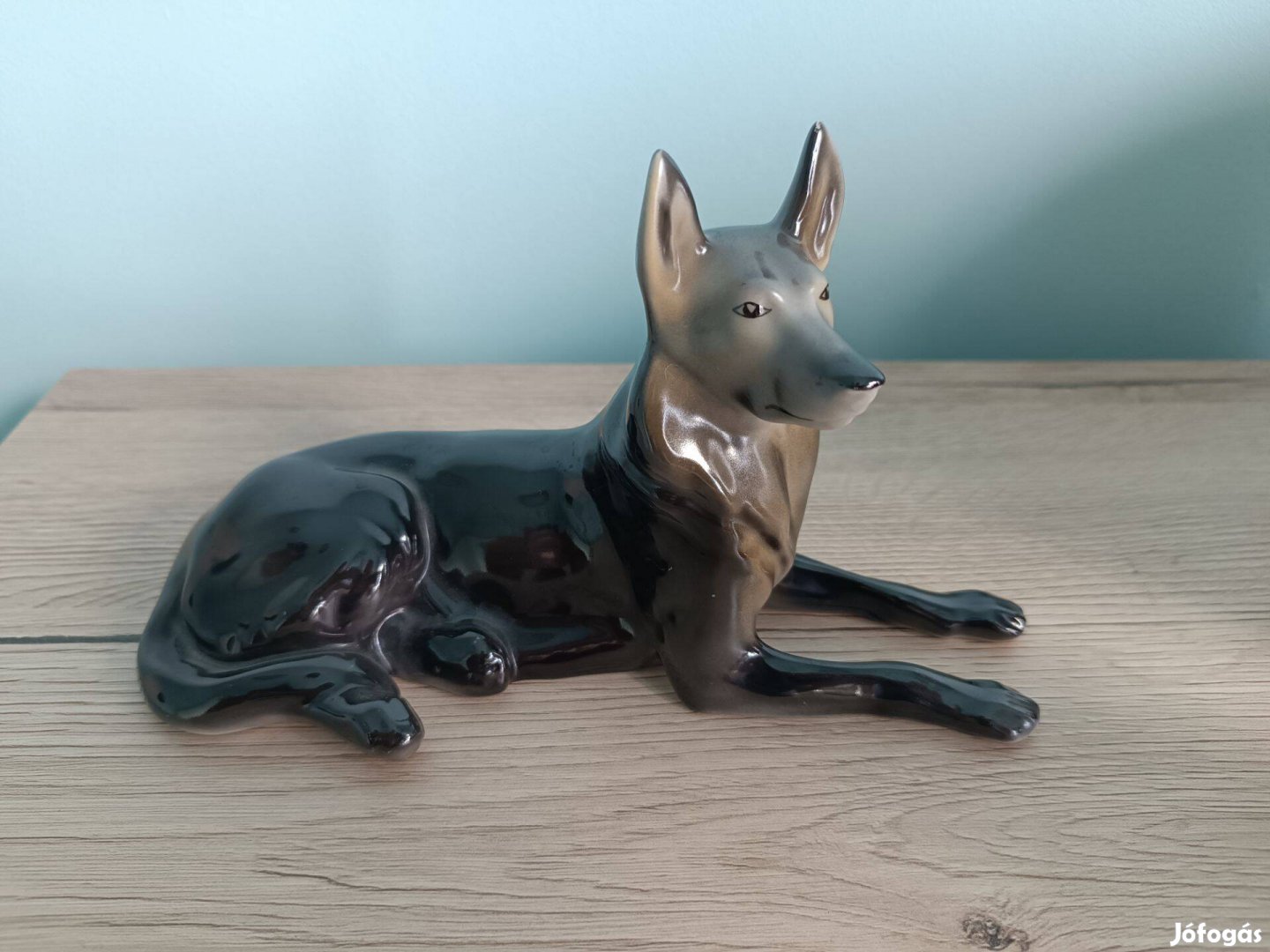 Hollóházi porcelán figurák