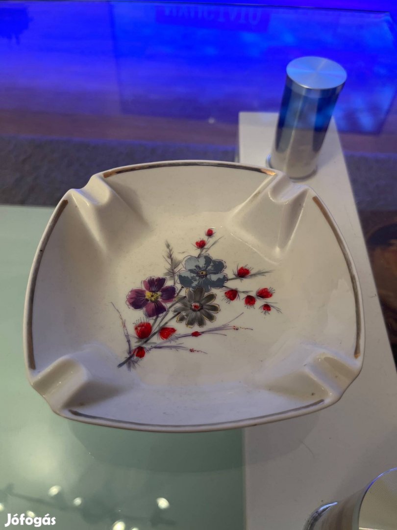 Hollóházi porcelán hamutál