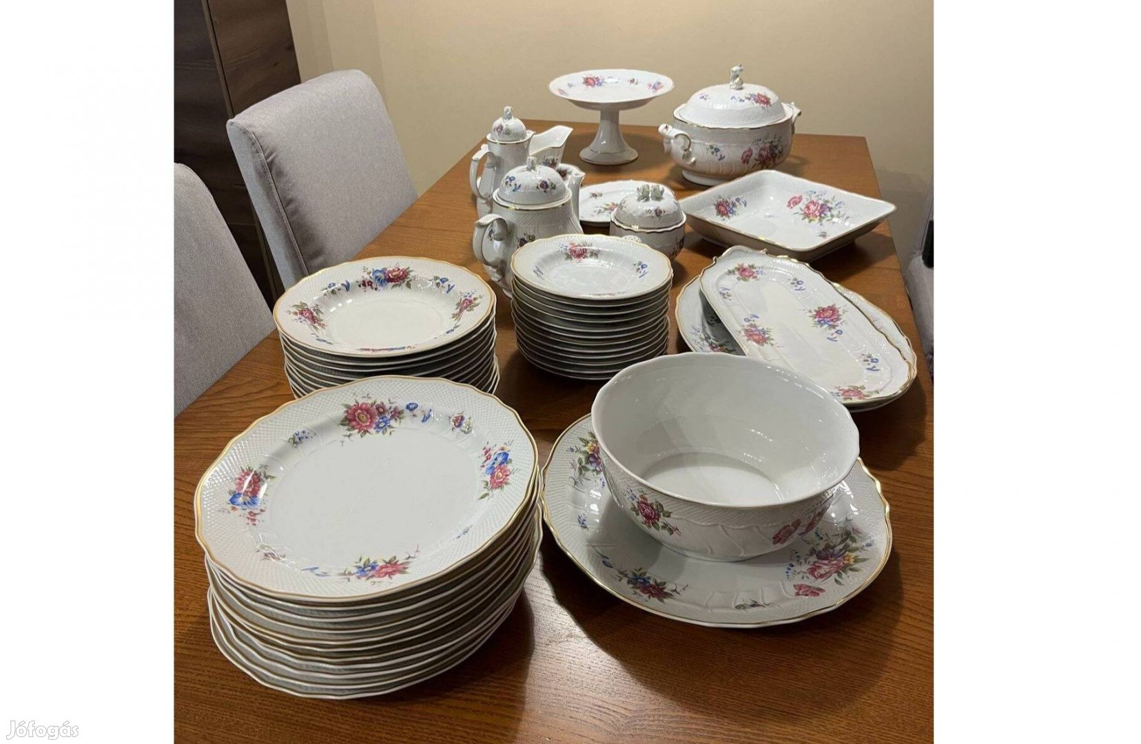 Hollóházi porcelán készlet- Hajnalka mintás