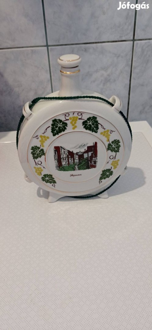 Hollóházi porcelán kulacs