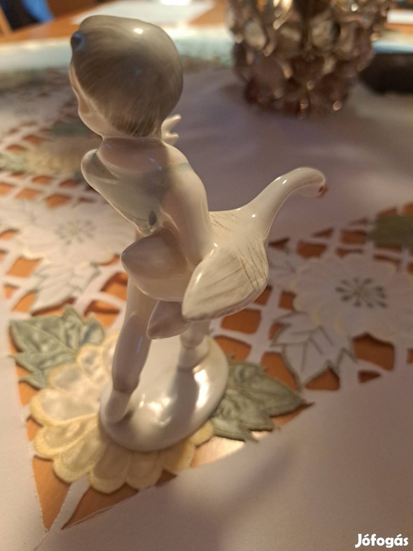 Hollóházi porcelan libatolvaj