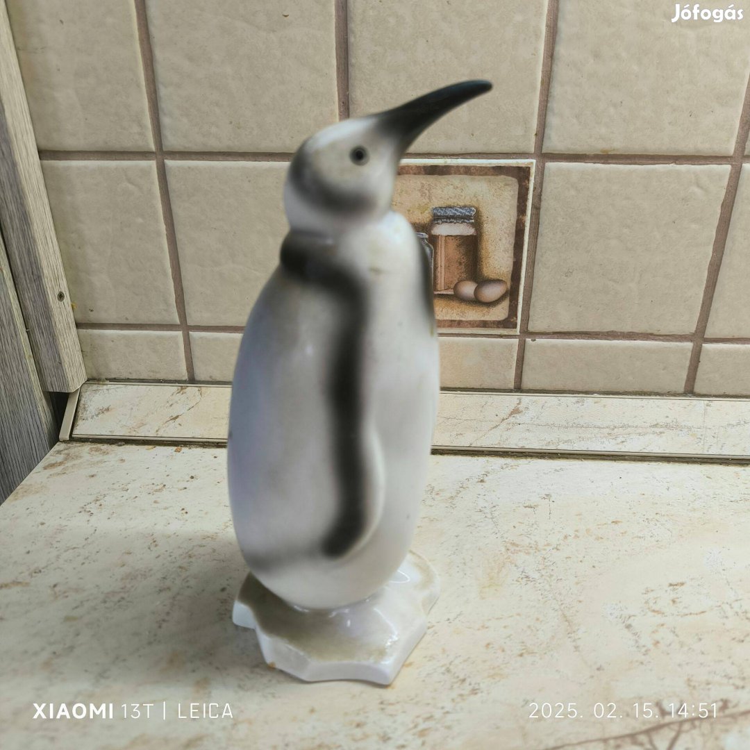 Hollóházi porcelán pingvin szobor eladó!
