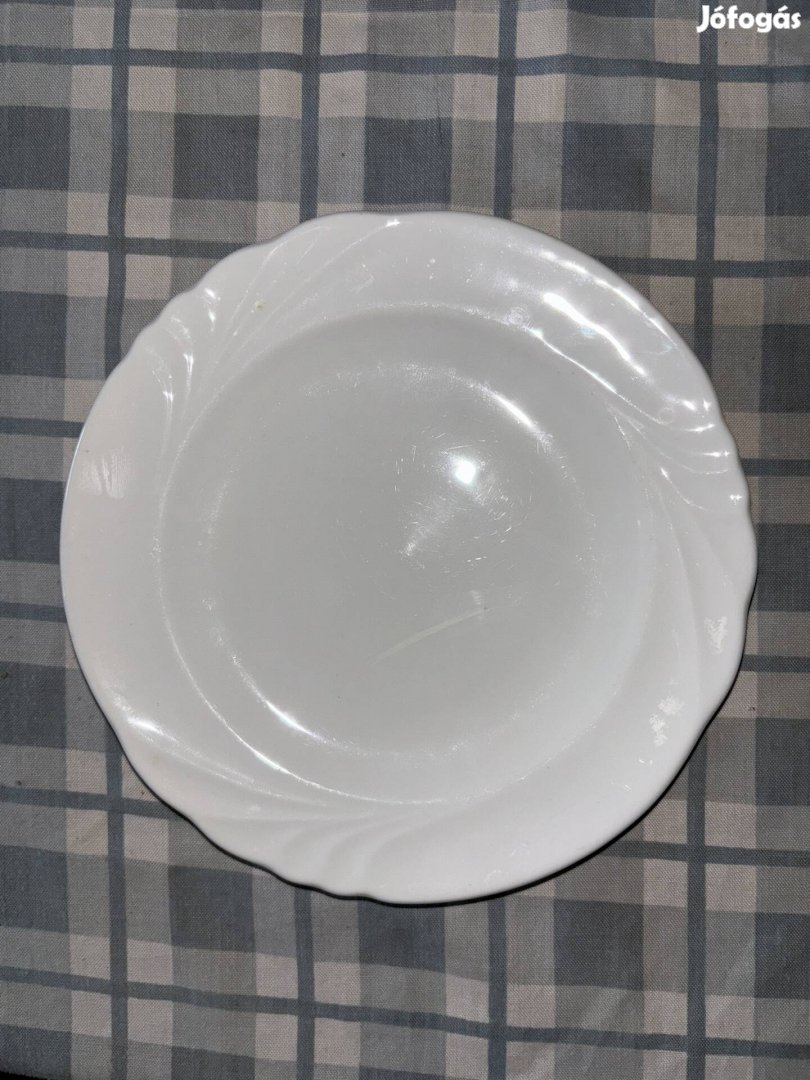 Hollóházi porcelán tányér 