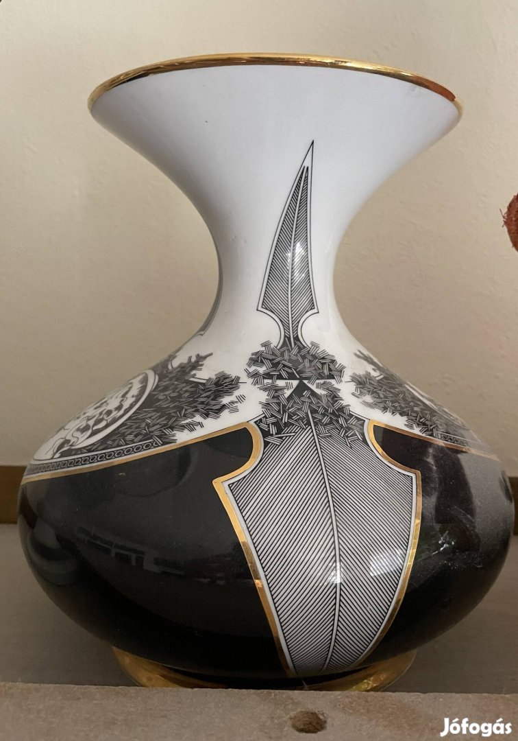 Hollóházi porcelán váza