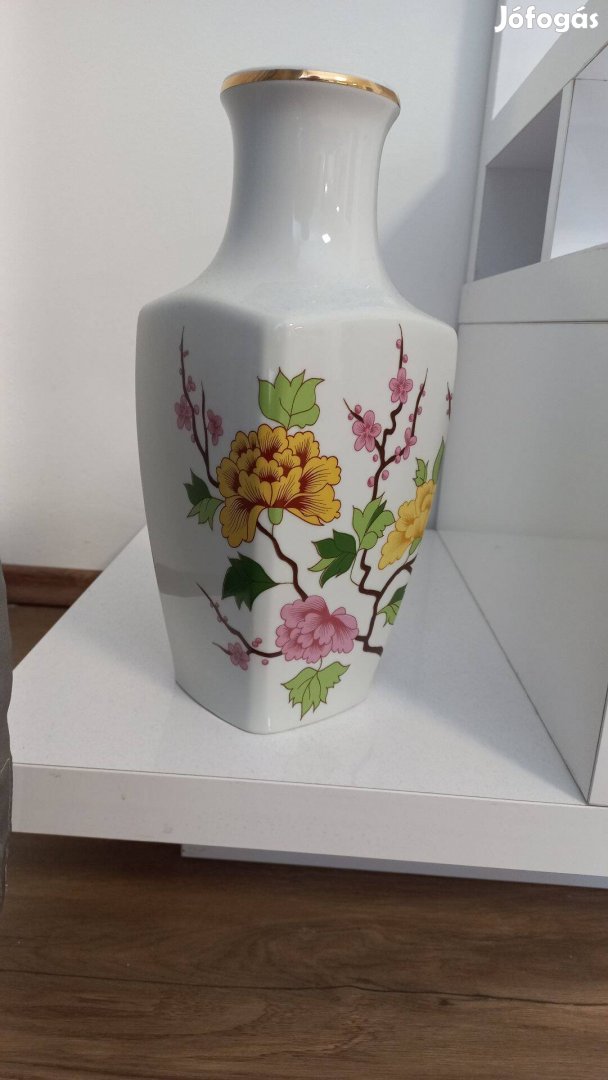 Hollóházi vázák (31 cm) 2 db egyben eladók