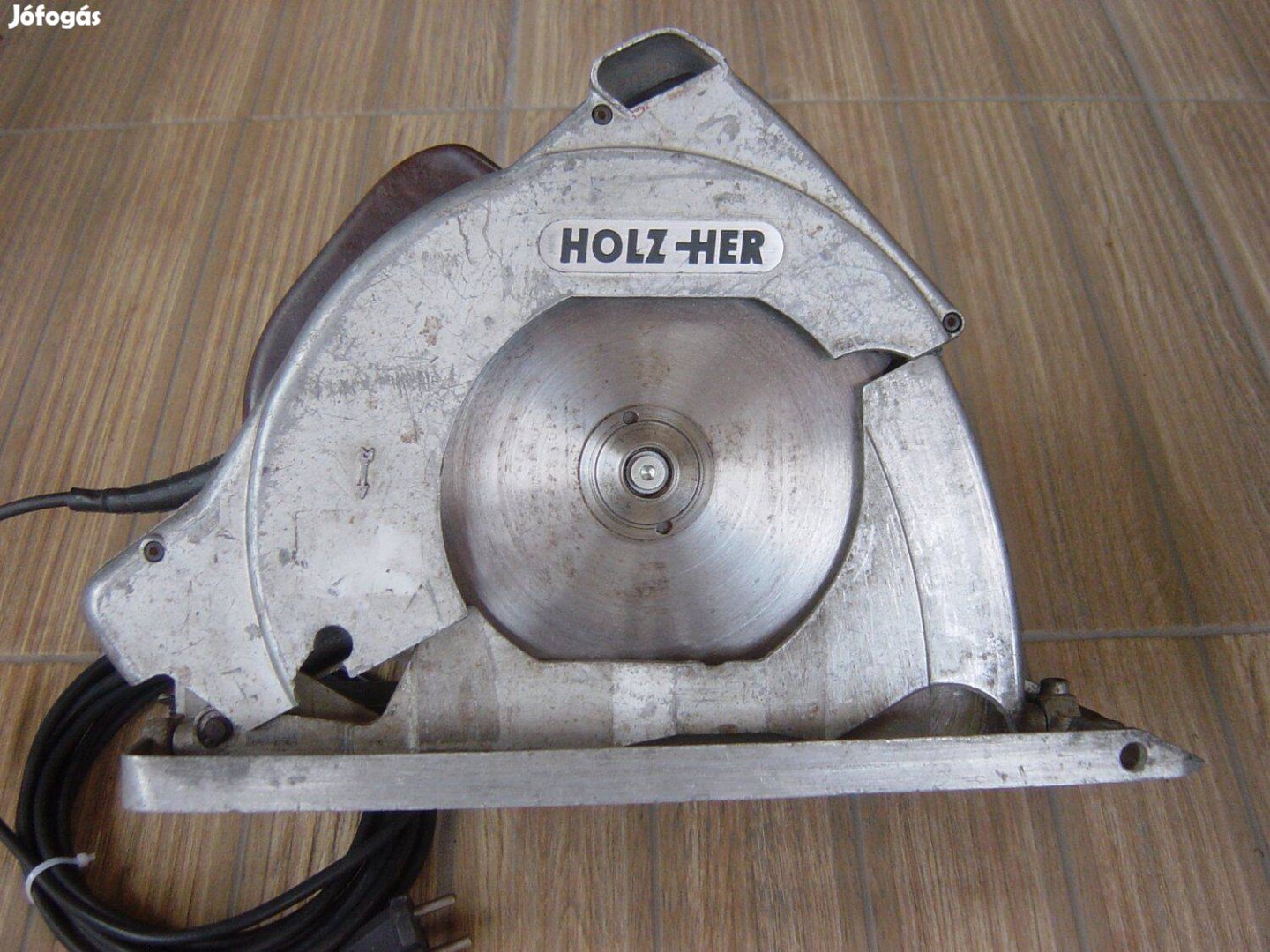 Holz-Her Ipari merülő körfűrész, 210mm-es