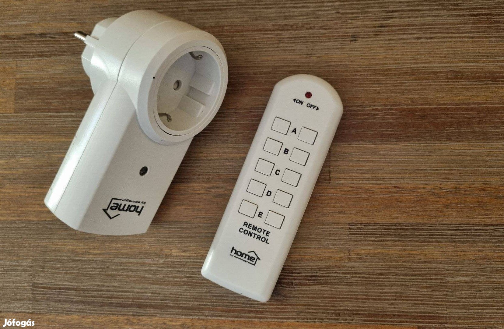 Home remote control, távirányítható hálózati aljzat