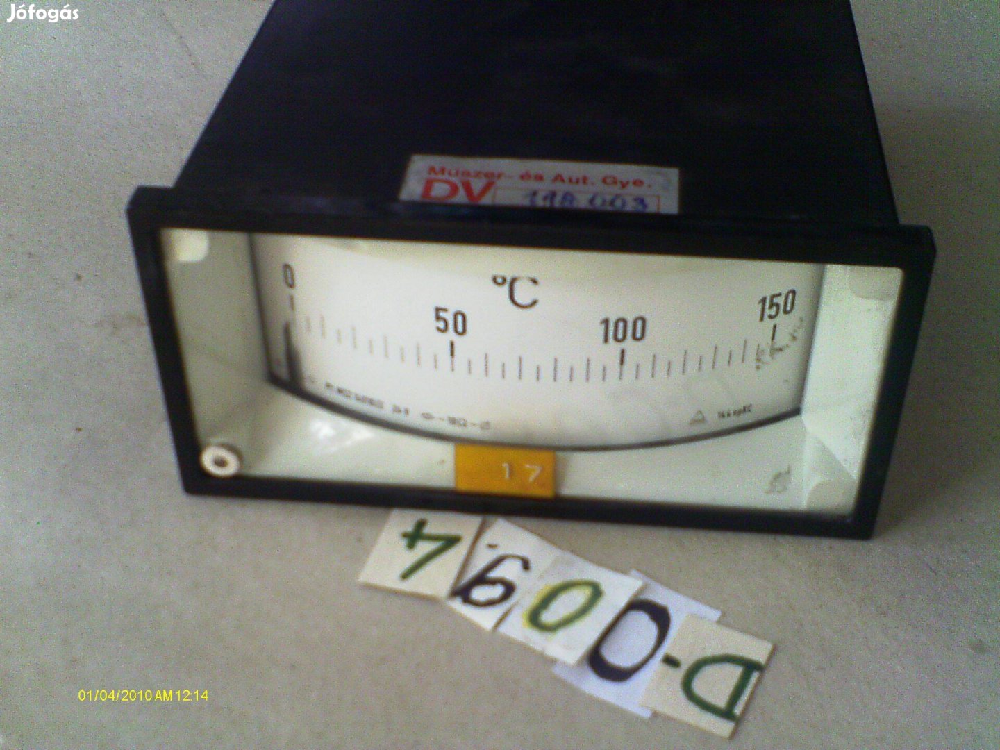 Hőmérsékletmérő táblaműszer eladó. (D-0094)