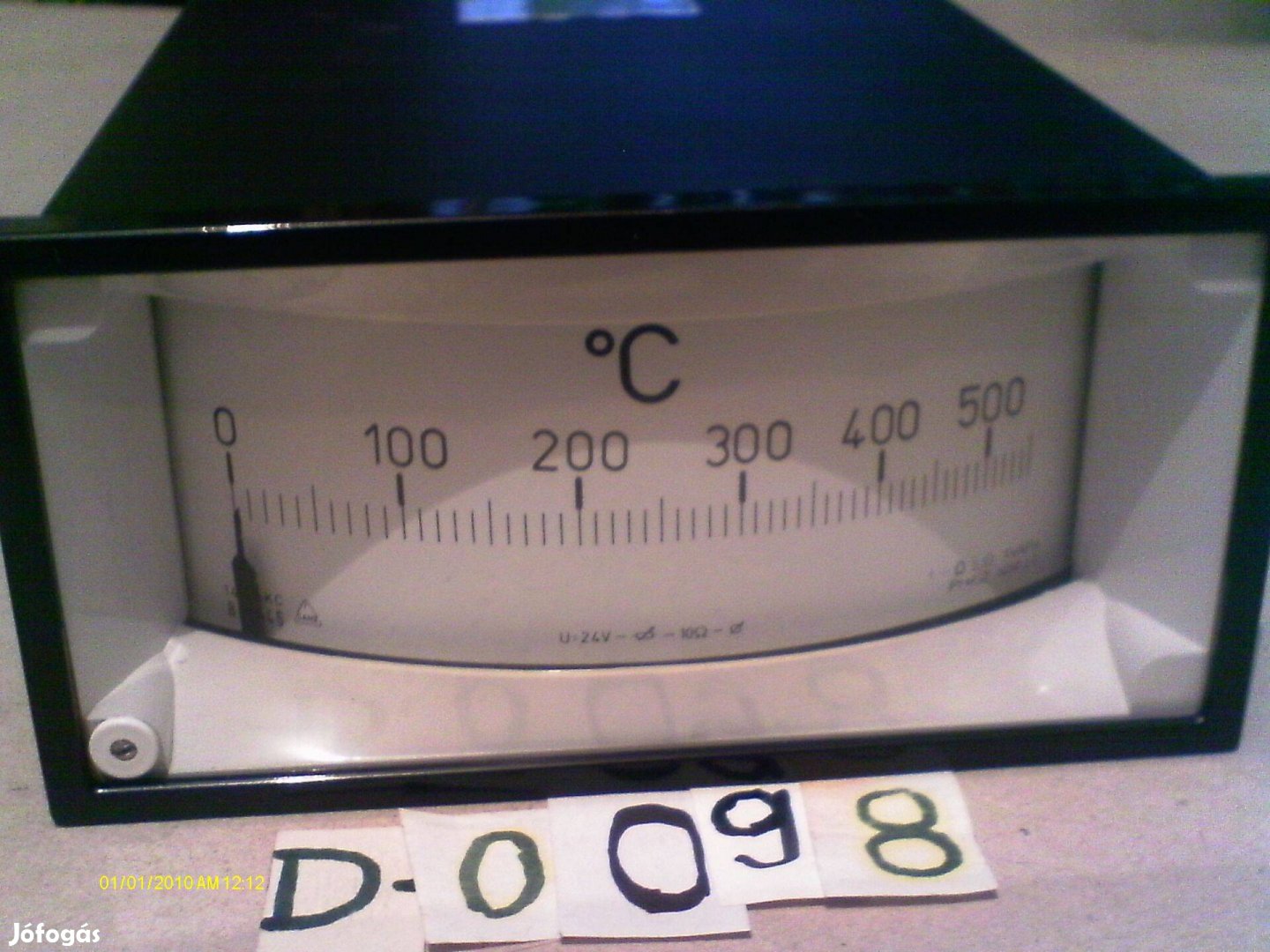 Hőmérsékletmérő táblaműszer eladó. (D-0098)