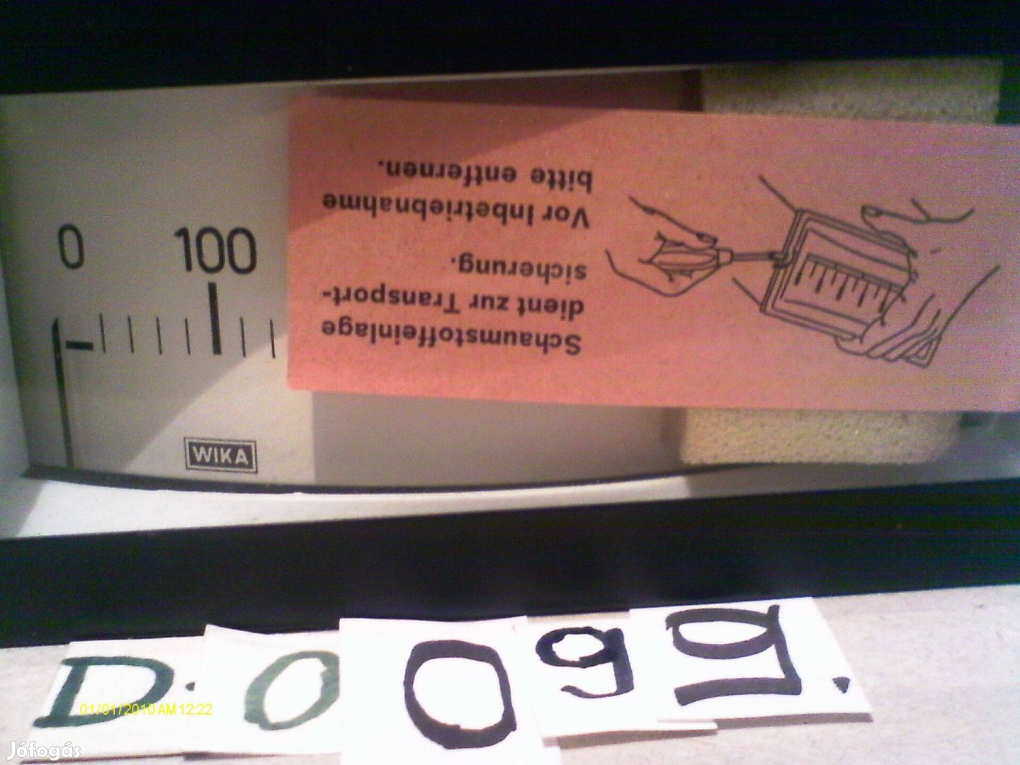 Hőmérsékletmérő táblaműszer eladó. (D-0099)