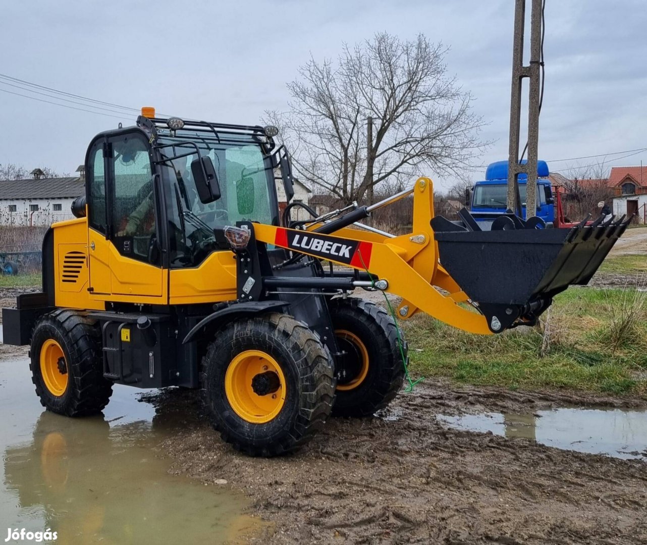 Homlokrakodó Lubeck FR131 állandó 4x4 Új!! 2 év garancia