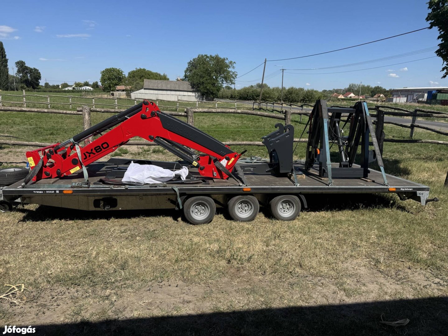 Homlokrakodó MTZ Belarus Black Bull