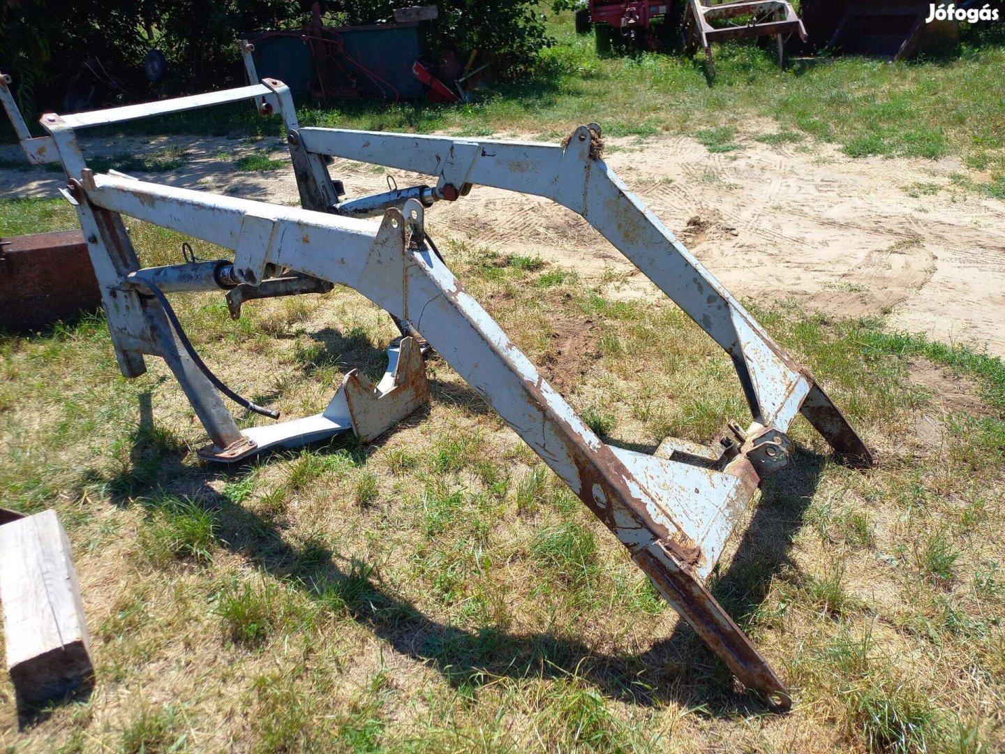 Homlokrakodó eladó