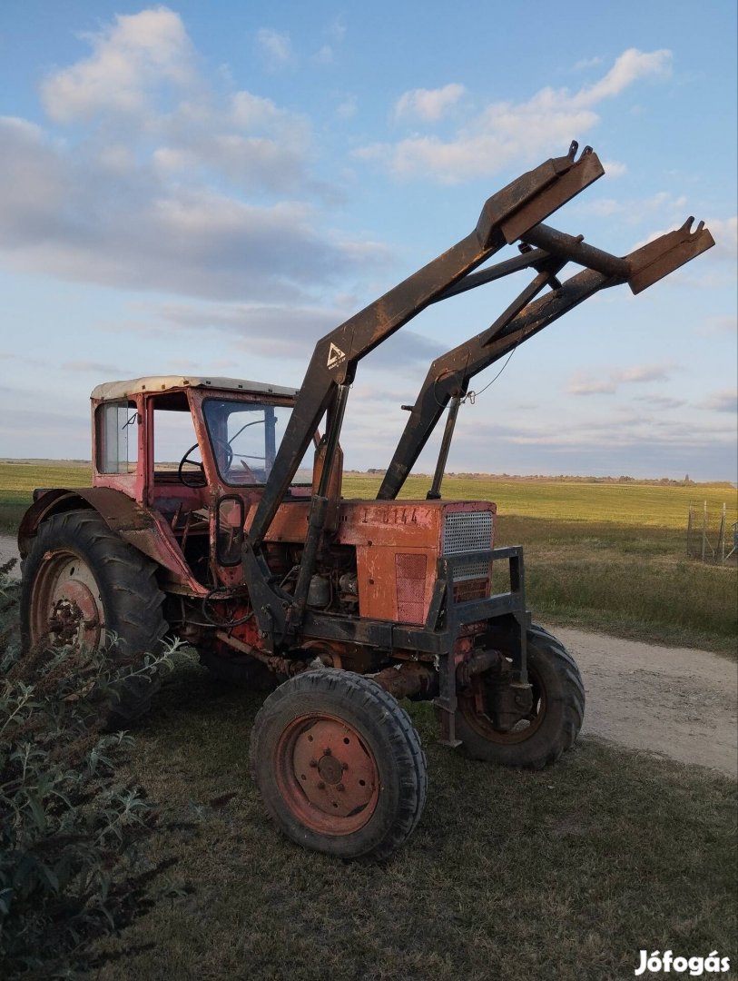 Homlokrakodó mtz konzollal eladó 