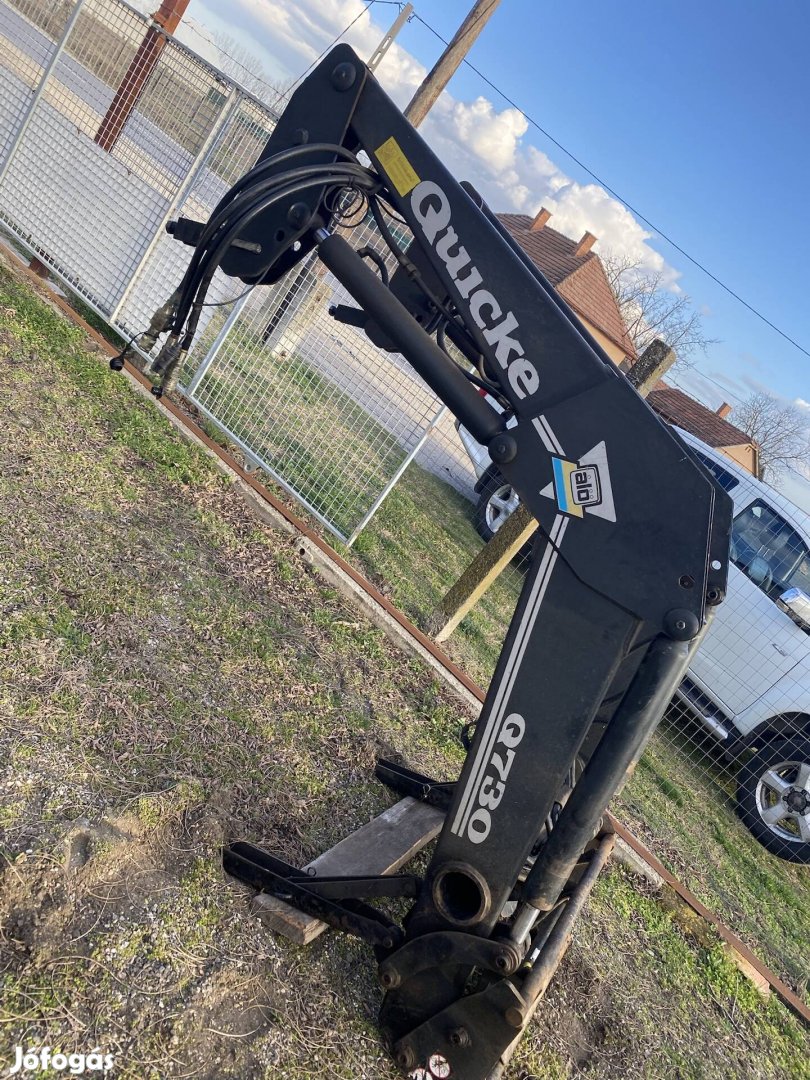 Homlokrakodó quicke Mtz 