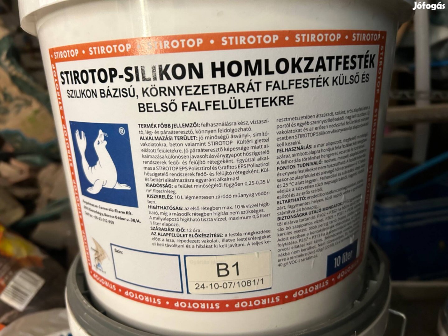 Homlokzati festek