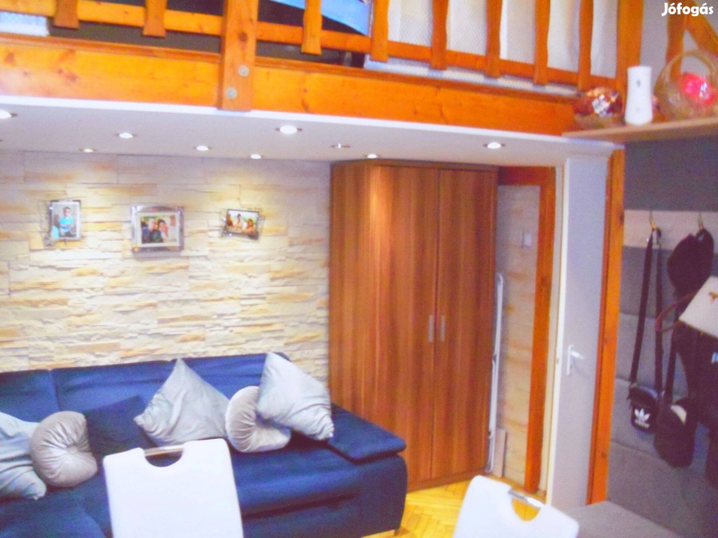 Homok utcában lakás eladó