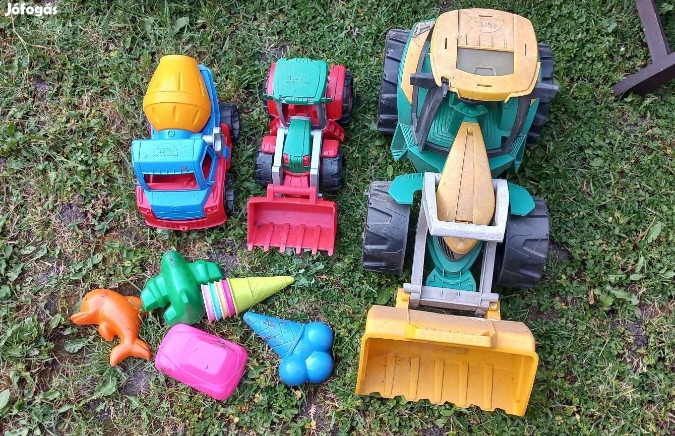 Homokozó játékok traktor betonkeverő