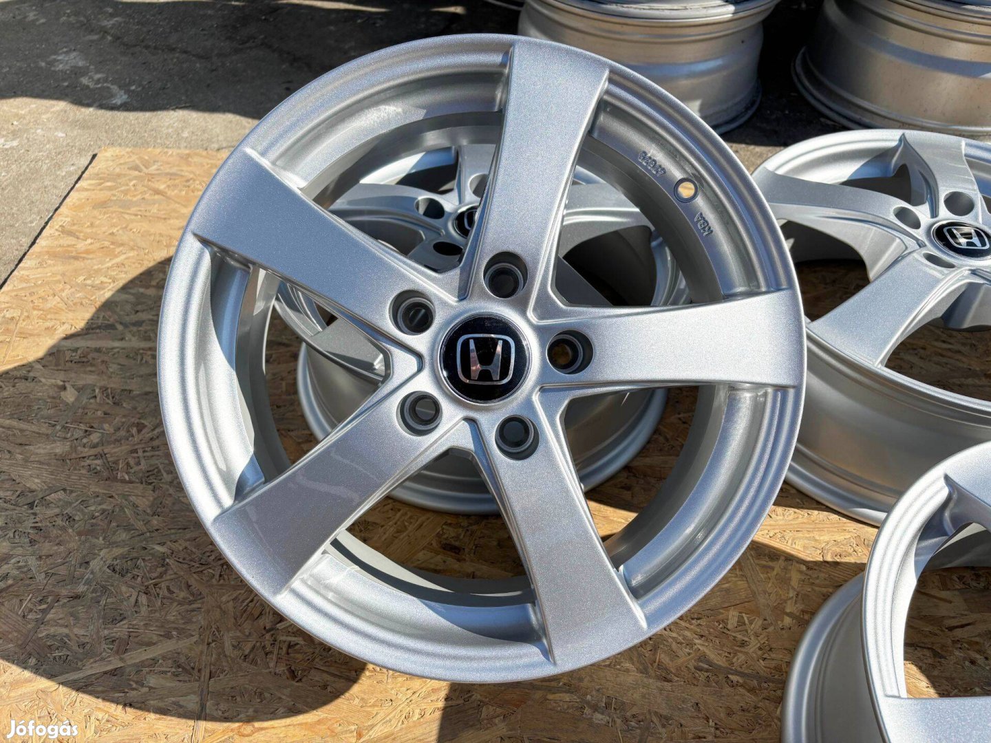 Honda 16" 5x114,3 alufelni eladó 16 coll