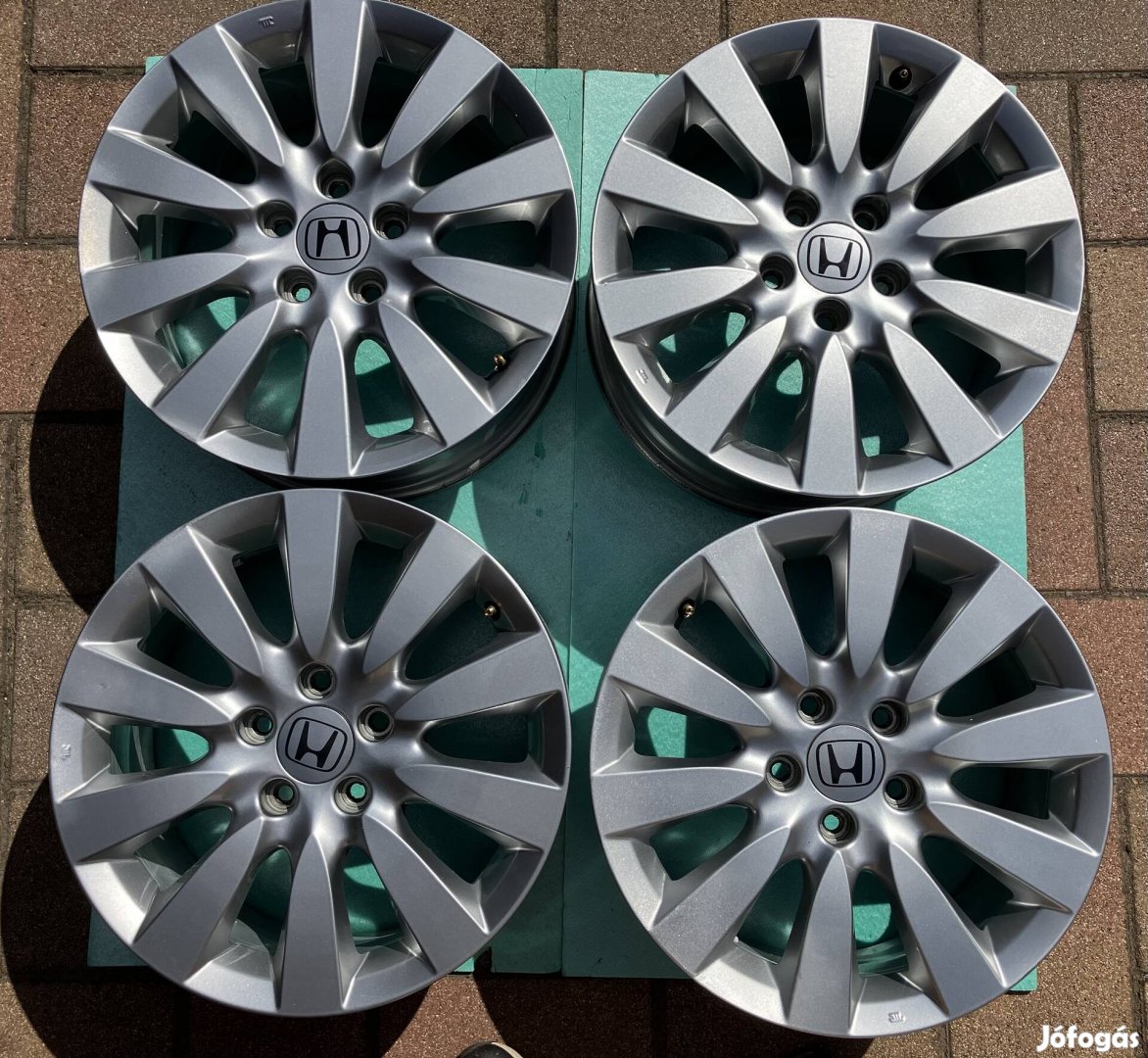 Honda 17" gyári alufelni garnitúra