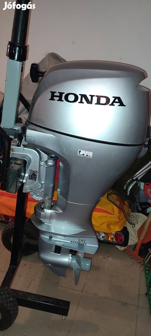 Honda 4 ütemű 10 le csónakmotor 
