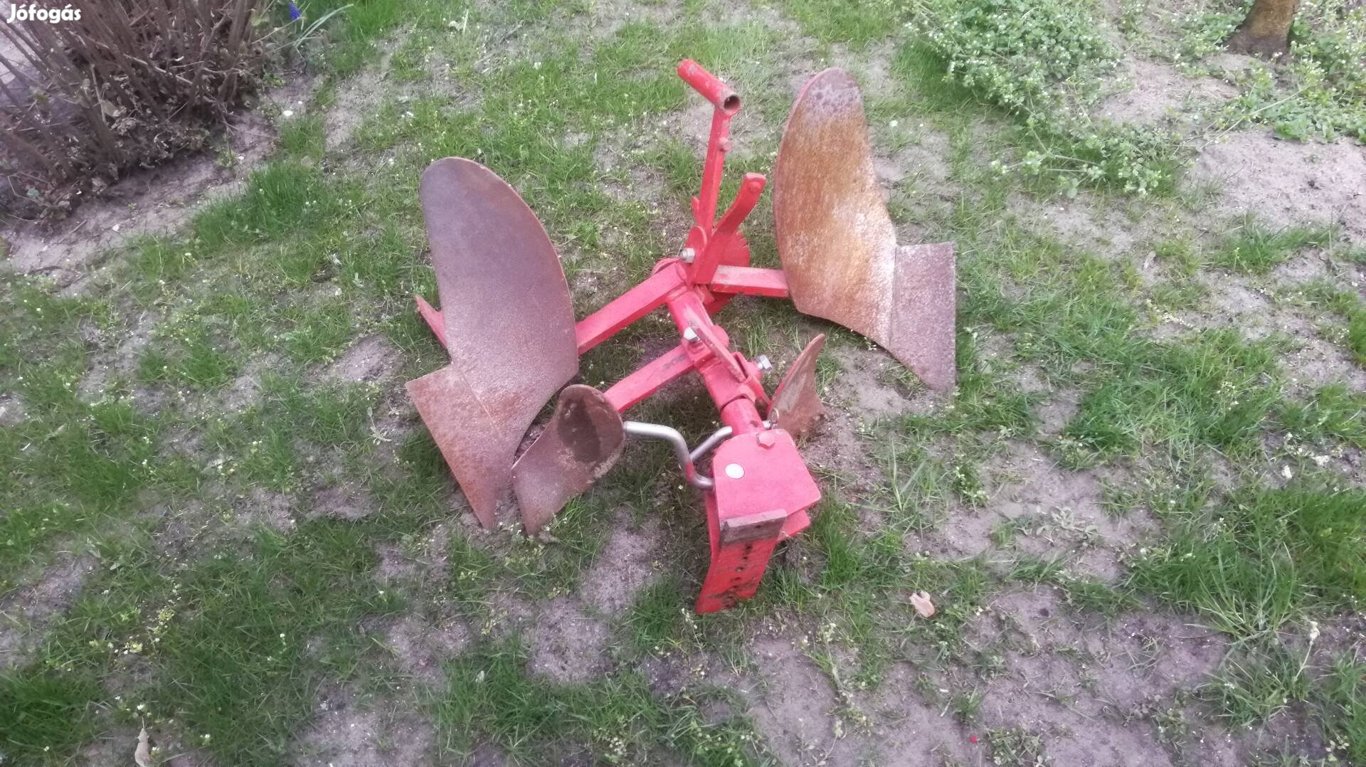Honda 560 váltva forgó eke