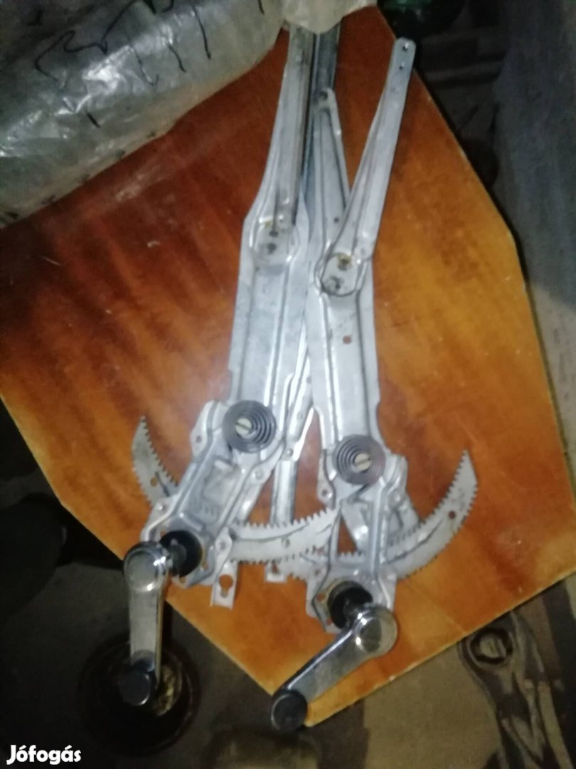 Honda 5gen Civic eg4 ablakemelő 