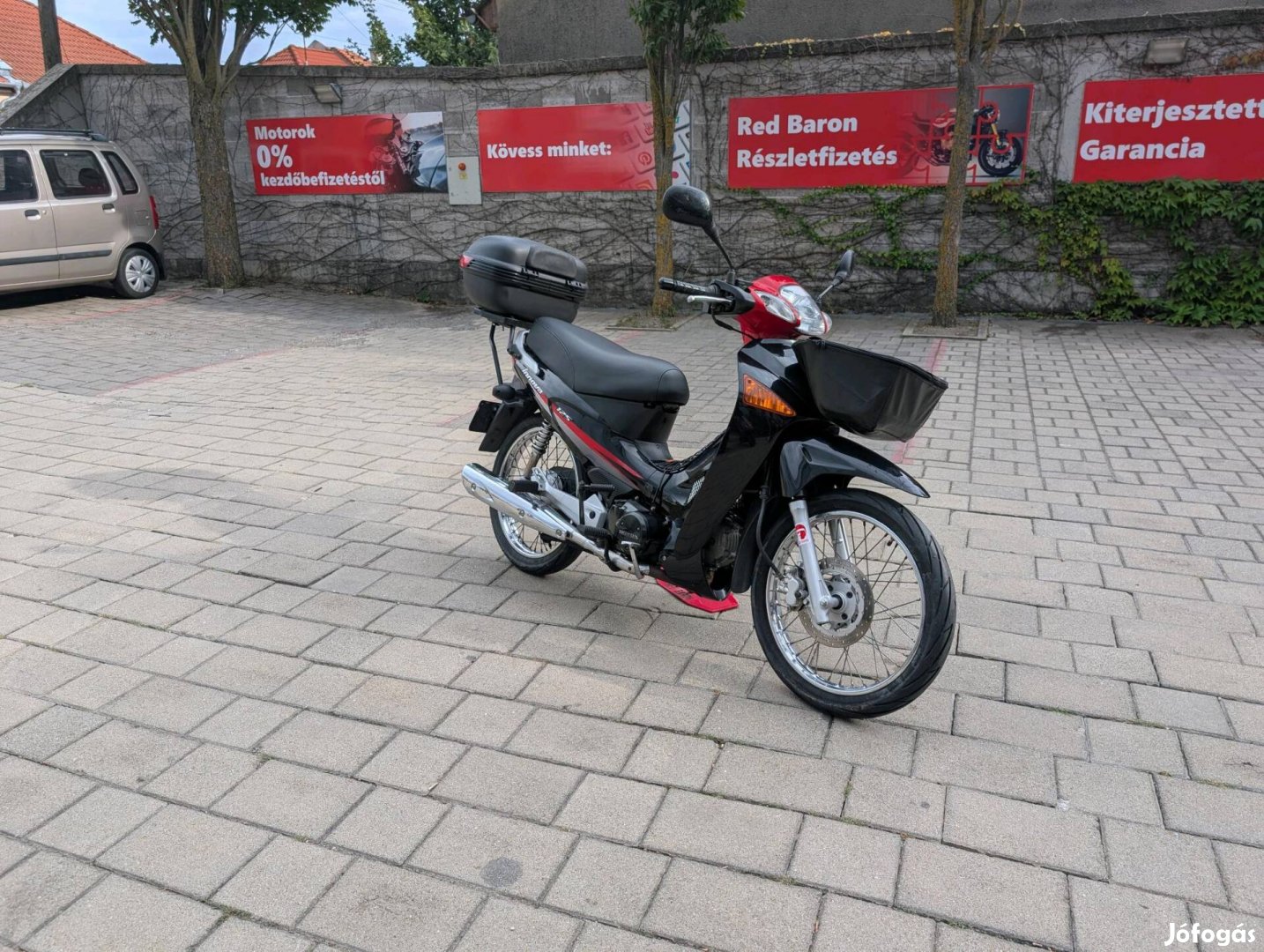 Honda ANF 125 (Innova) Outlet