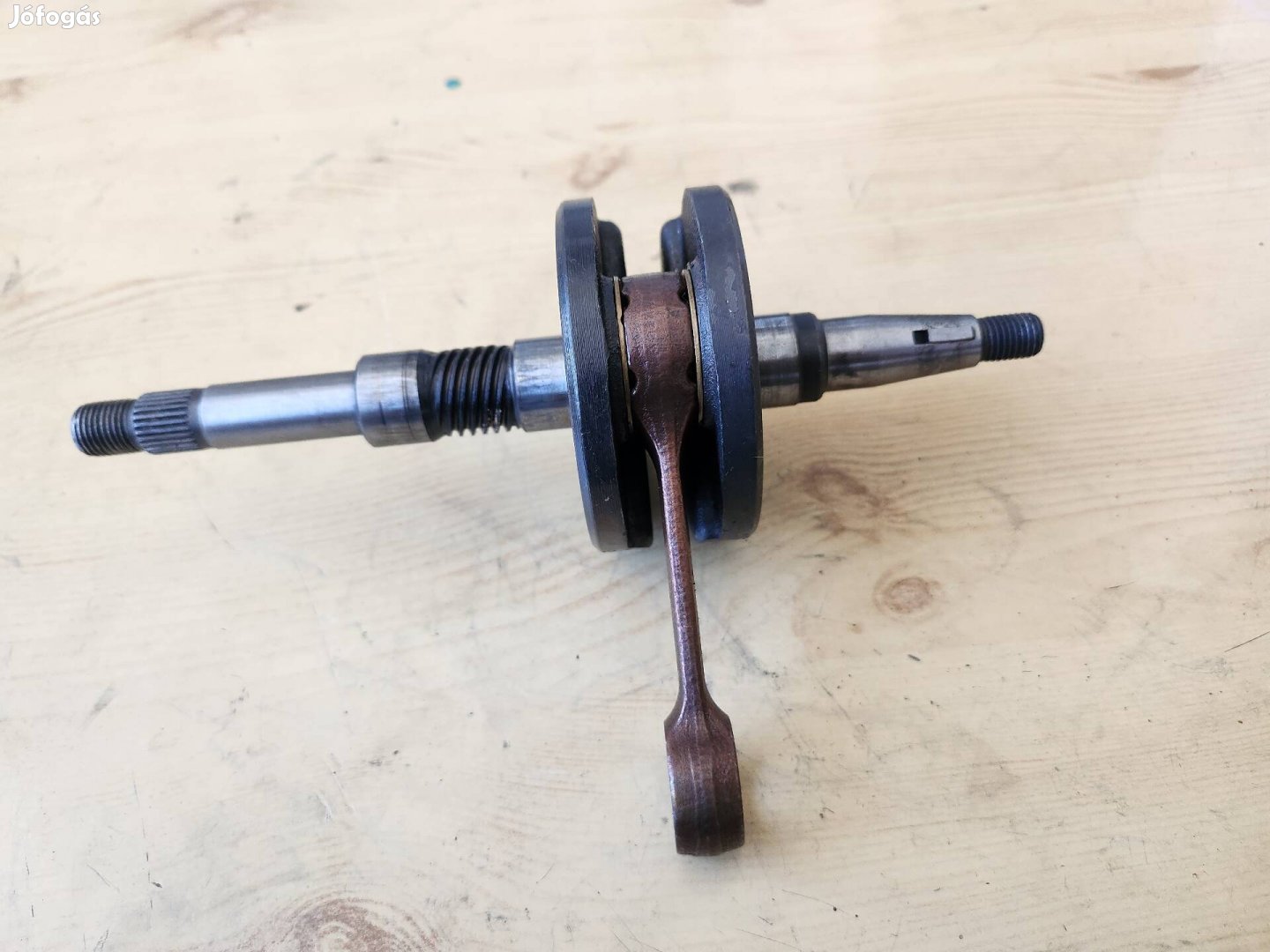 Honda Af18 Af27 főtengely 14mm