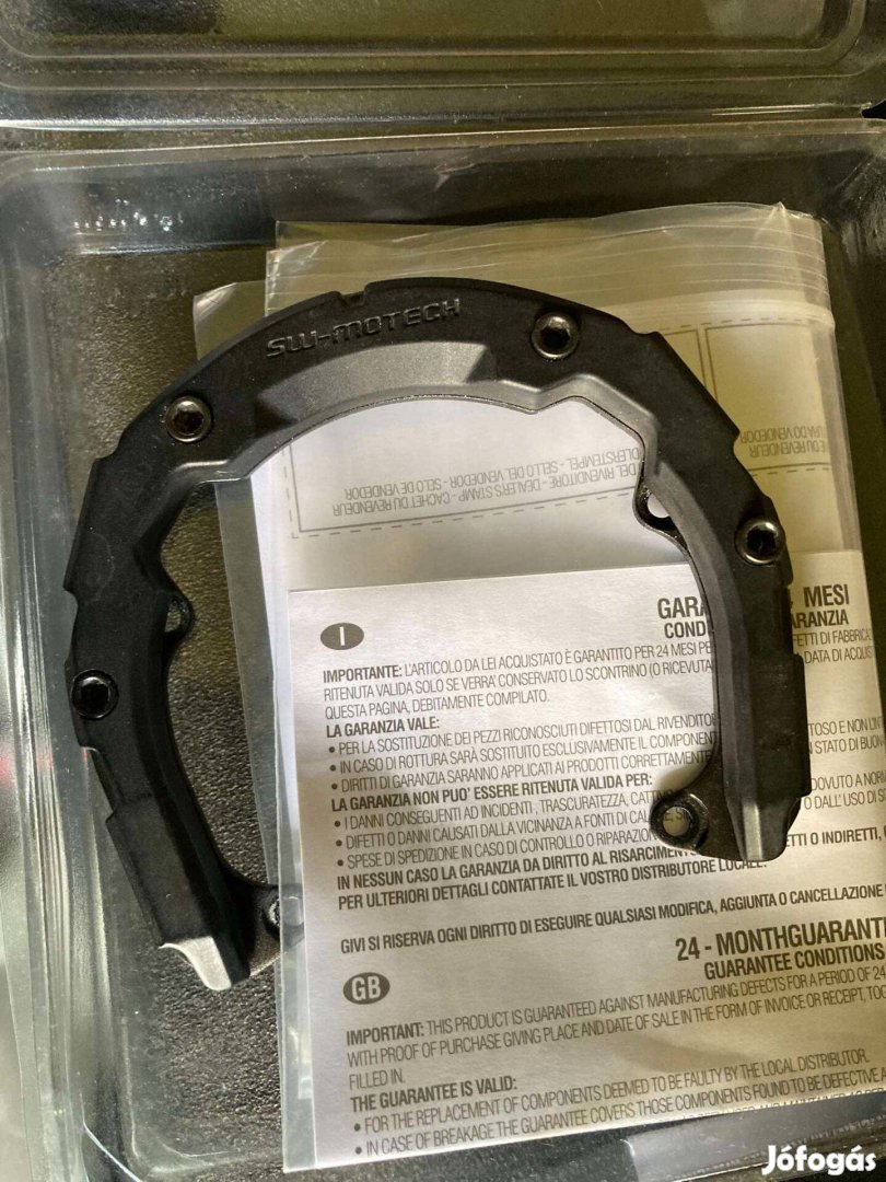 Honda Africa twin Sw motech tanklock