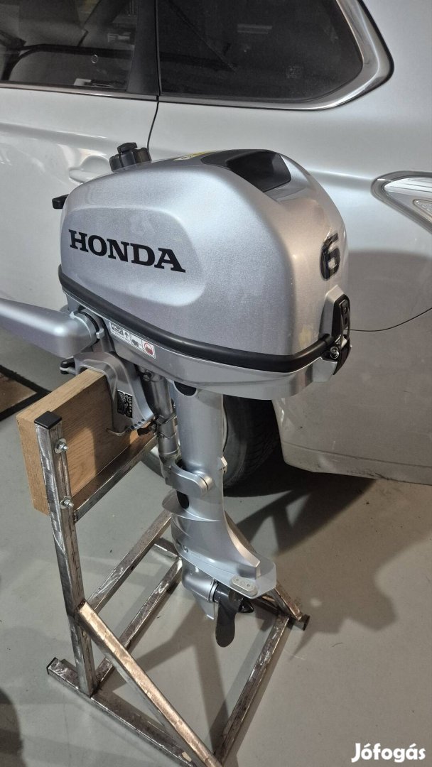 Honda BF6SHU csónakmotor 10 üzemórával 