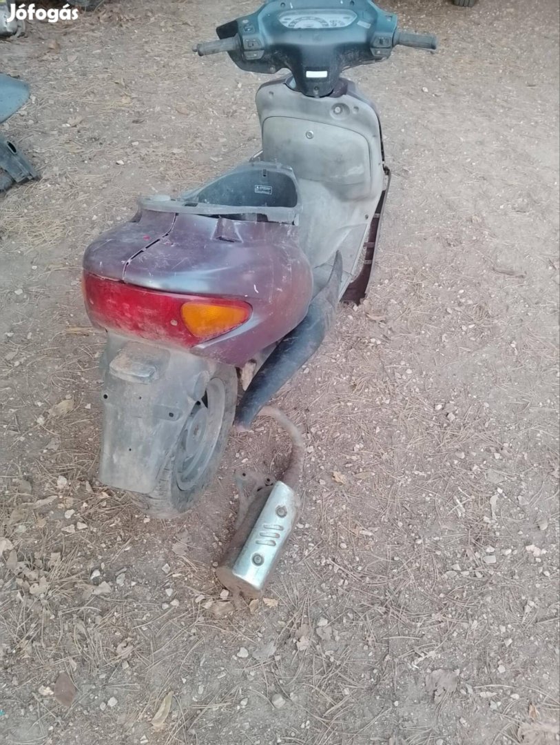 Honda Bali 100 alkatrészek alkatrész bontás 