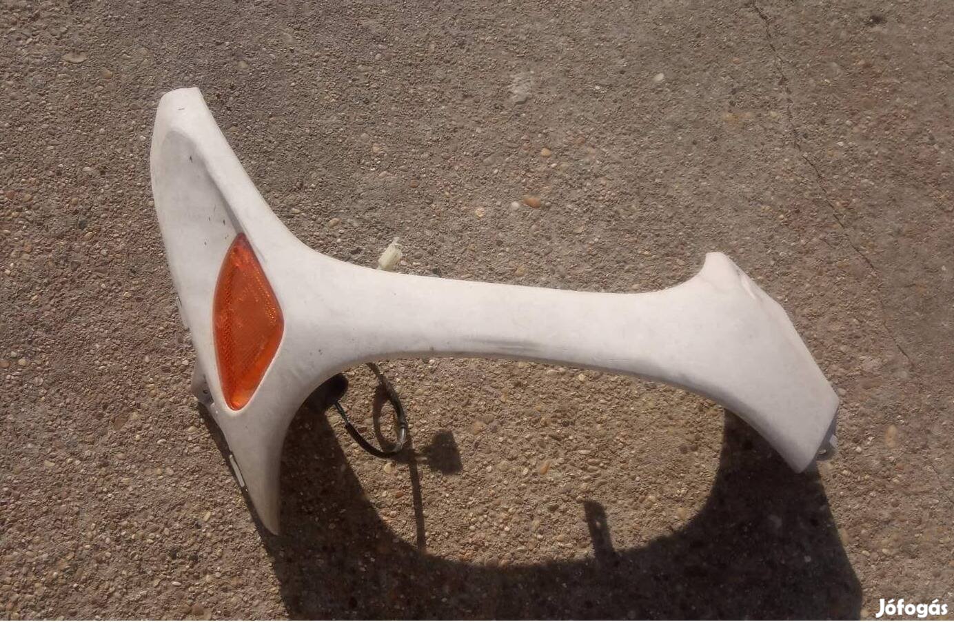 Honda Bali jobb első idom