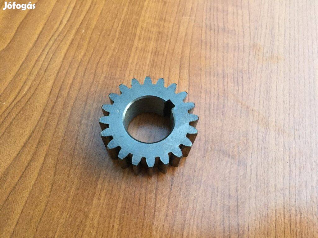 Honda CBR 125 R Főtengely végi fogaskerék 06954