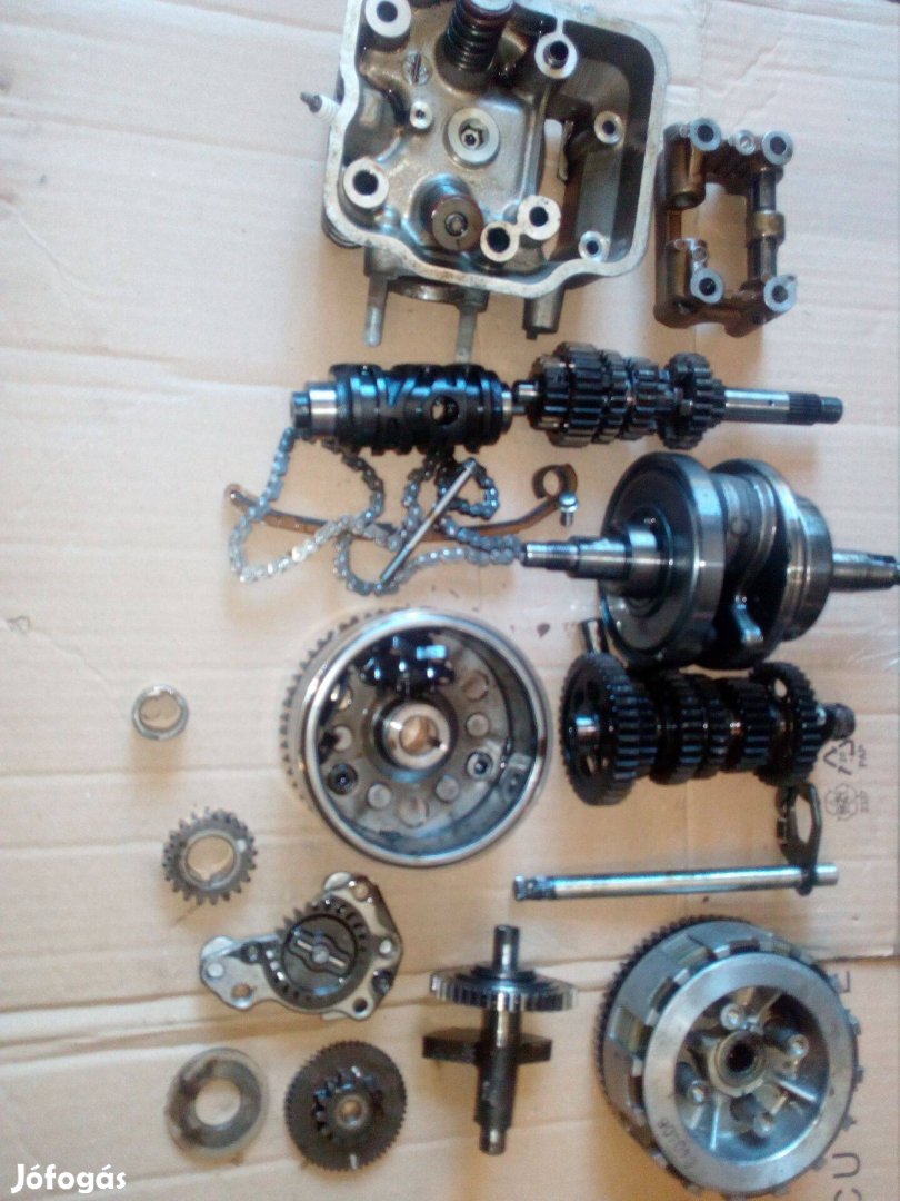 Honda CBR 125 alkatrész főtengely