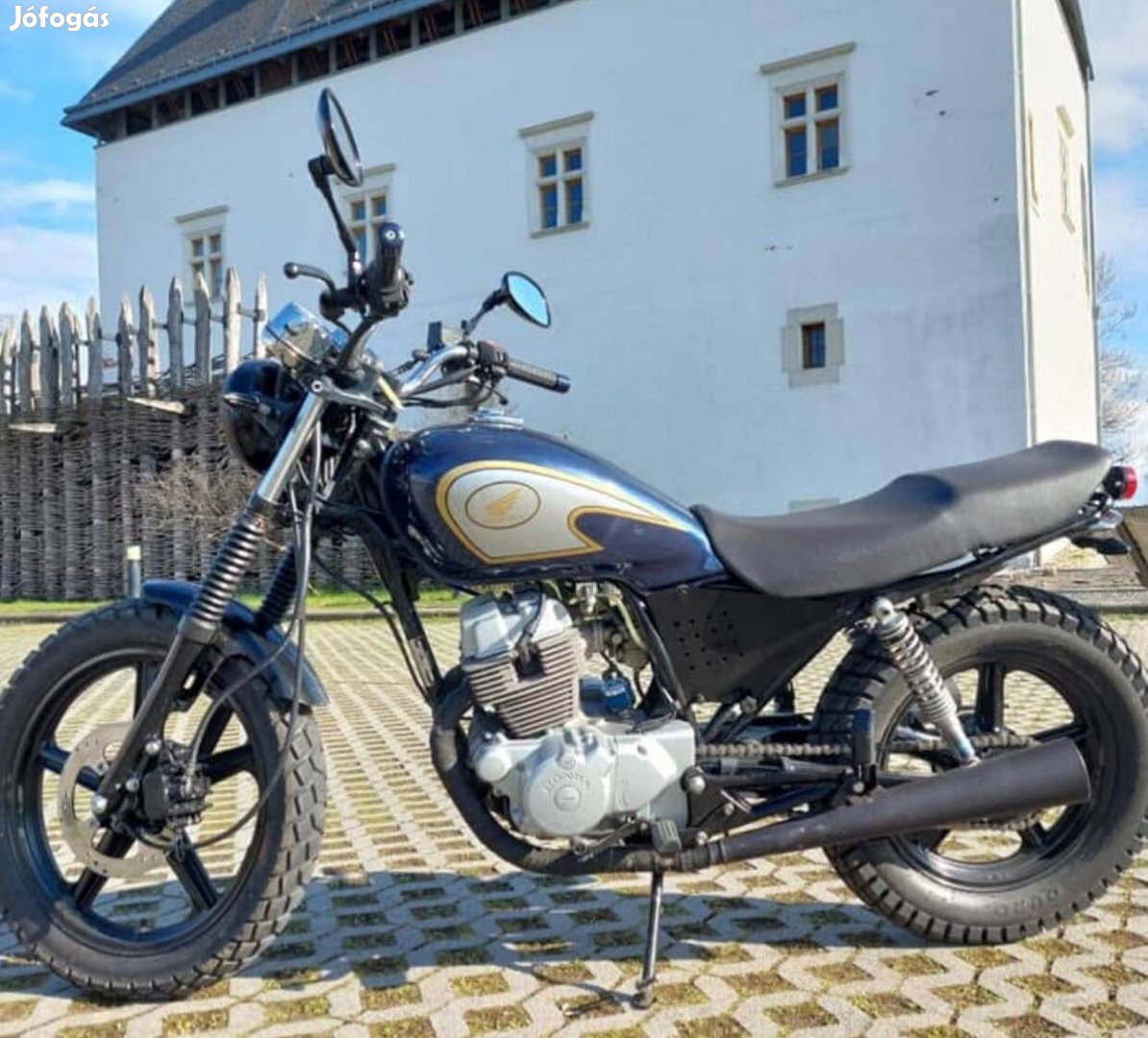 Honda CB 250 MC26 túra motorkerékpár