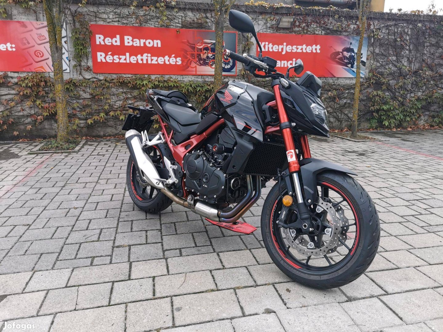 Honda CB 750 Hornet 3+1 év kiterjesztett Red Ba...