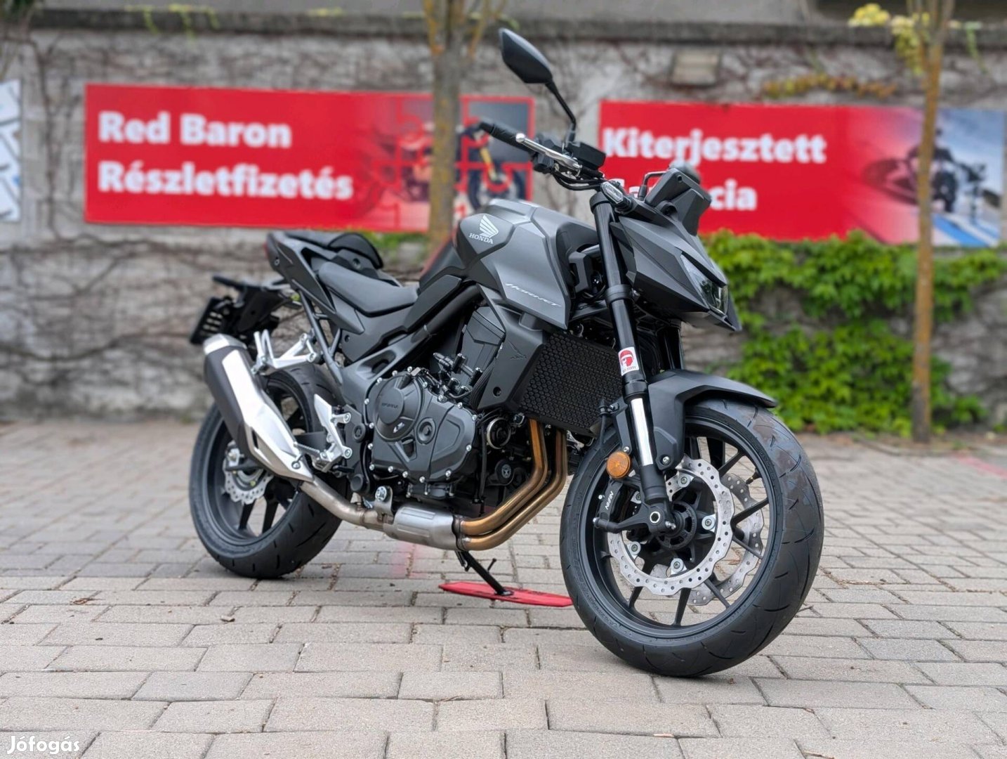 Honda CB 750 Hornet 6 év kiterjesztett gyártói...
