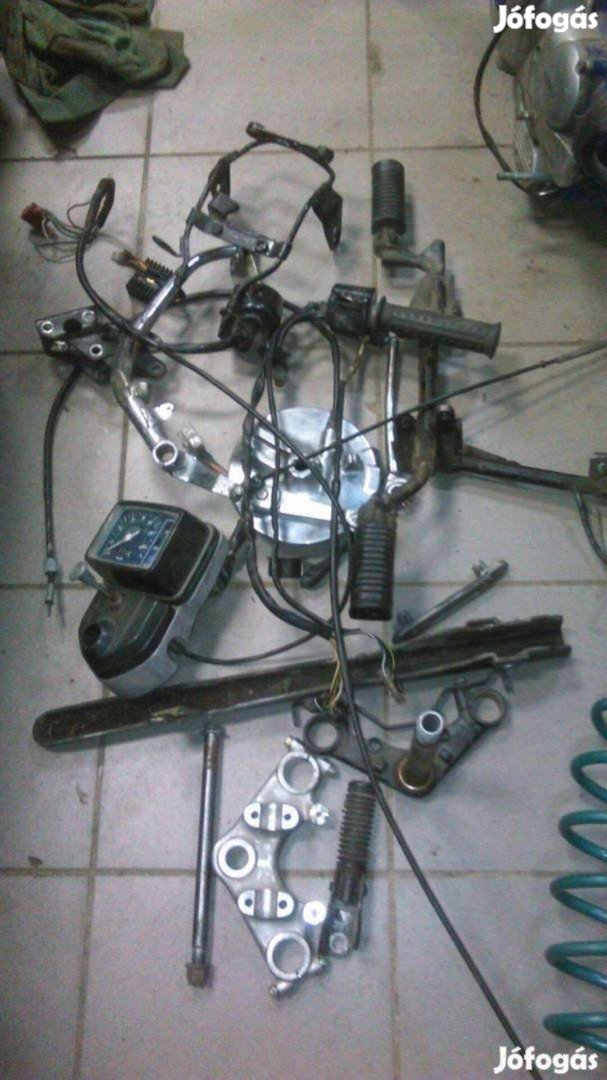 Honda CM 185 alkatrész