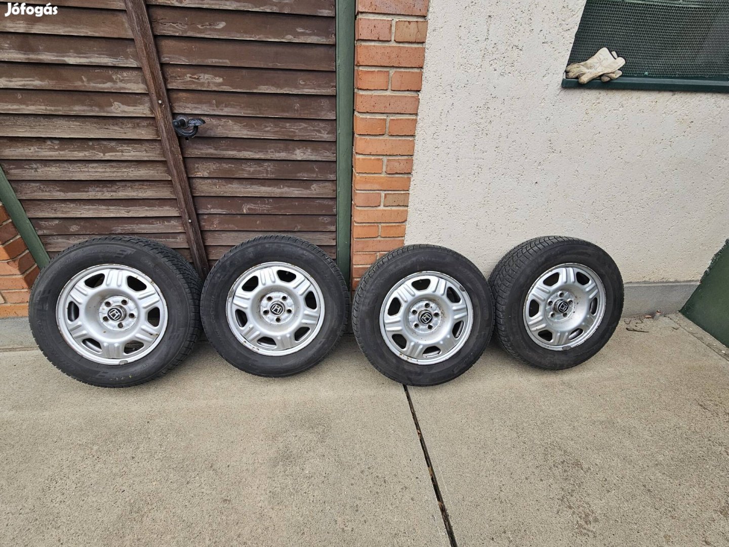 Honda CRV lemezfelni téligumi 215/65 r16