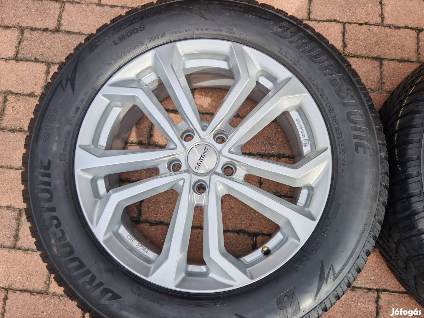 Honda CR-V 18 col alufelni 235/60r18 téli gumi